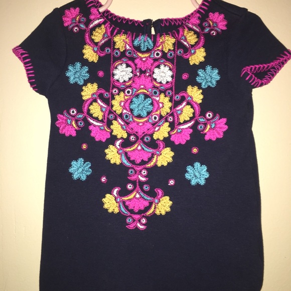 💔SOLD💔 Boho Embroidered Tunic w/ matching pants - Picture 2 of 3